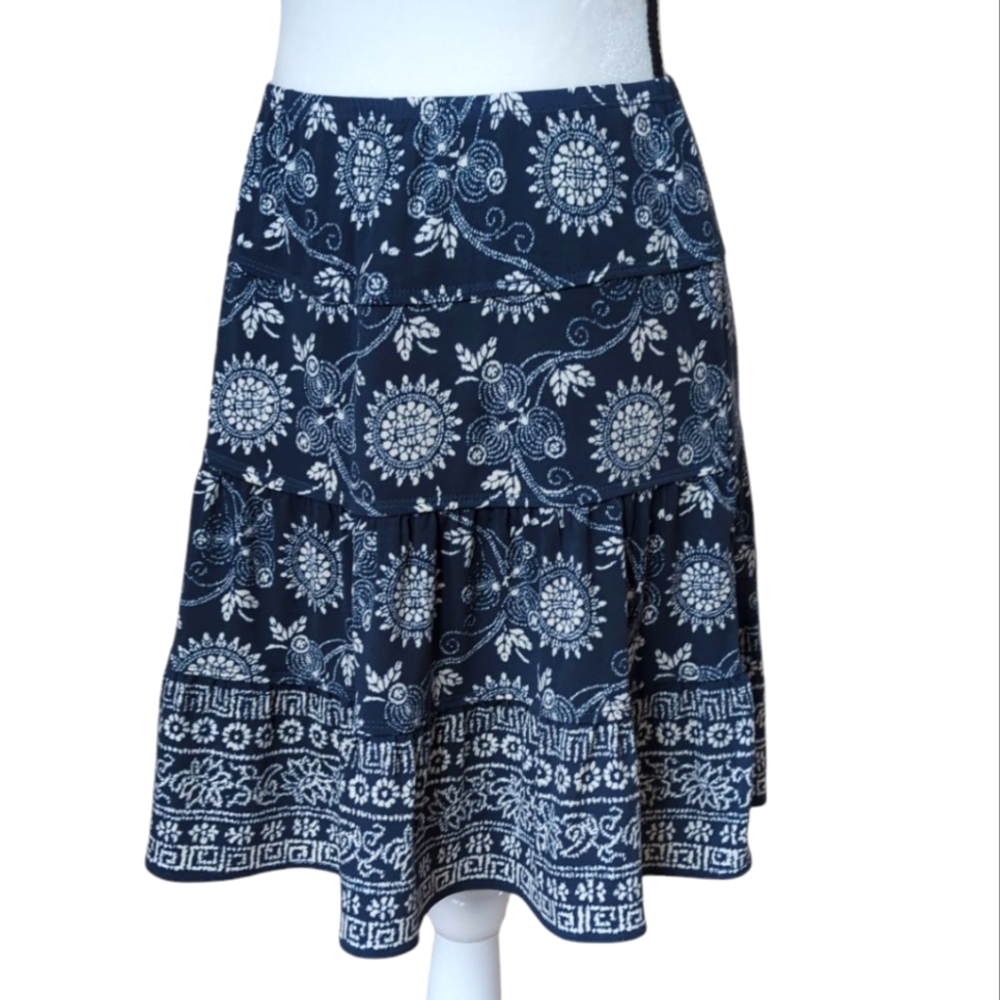 Max Studio Faux Tiered Floral Geometric Skirt SMALL Blue White Summer Stretchy